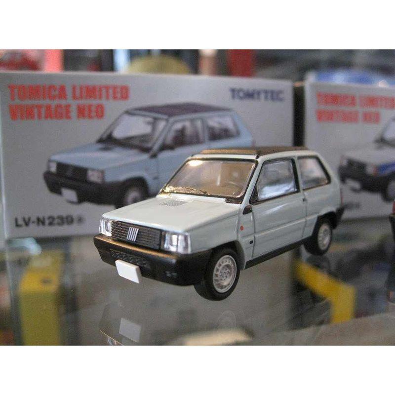NewトミカヴィンテージFIATフィアットパンダ2台set（水色/パトロールカー） 水色/パトロールカー