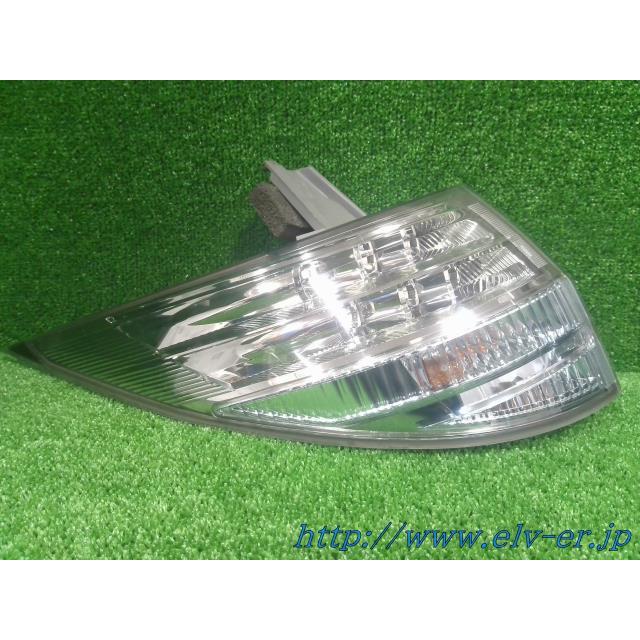 エスティマ DAA-AHR20W 左テールランプ 81561-28480 : ELV-ER SHOPPING