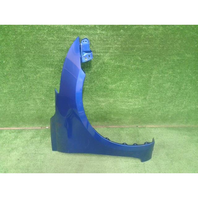 専用品 スイフト CBA-ZC32S【大型商品】 右フェンダー 57611-61P10/個人宅様