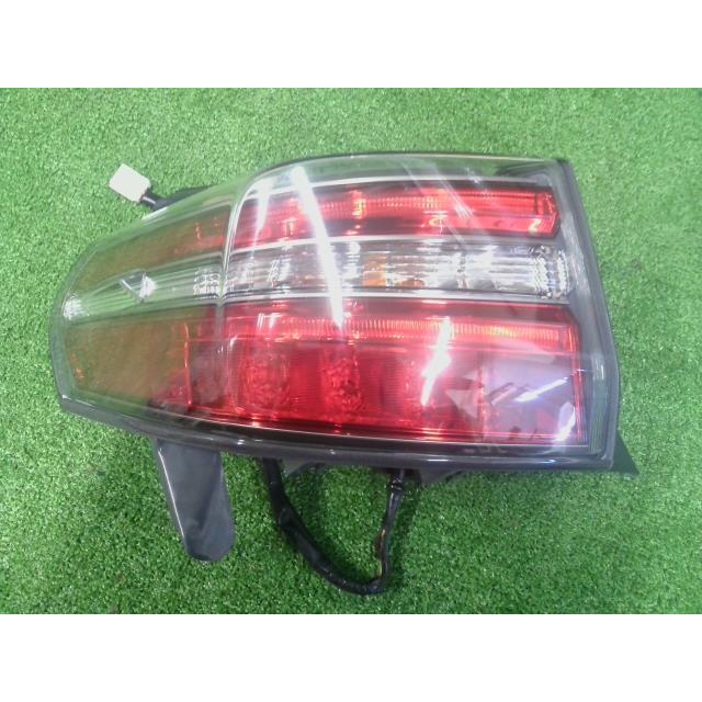 SAI AZK10 左テールランプ・テールライト S コイト 75-12 81560-75010 