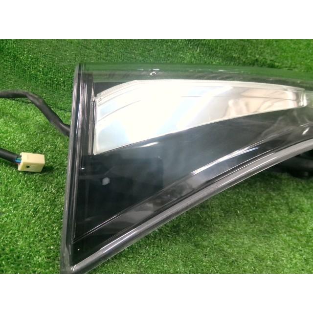 タント 5BA-LA660S 右テールランプ カスタムRS 4WD W25  81551-B2440_6