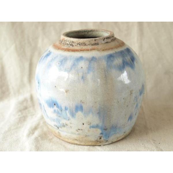珍品 清朝期 幽玄の美 窯変藍 交趾壷15cm13cm  塩笥壺 古染付 炉鈞窯 ケヤキ輪切り天然木花台 藁灰釉 小物入 茶道 唐物 唐物の画像