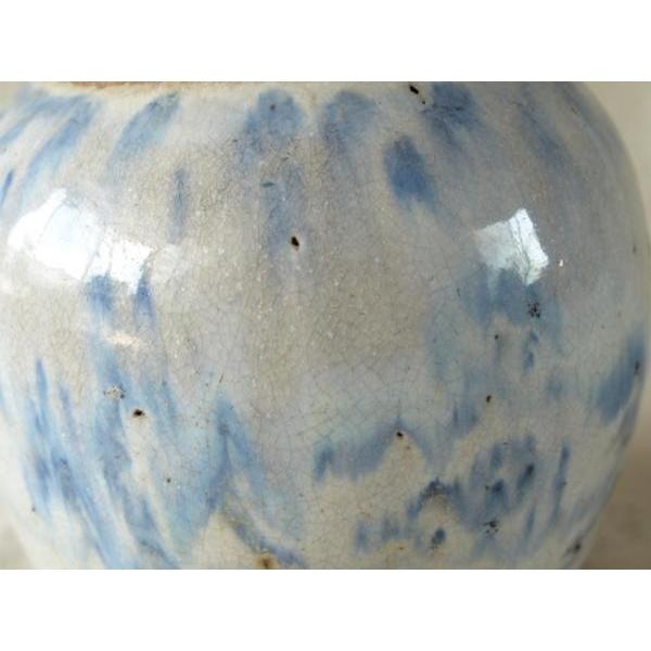 珍品 清朝期 幽玄の美 窯変藍 交趾壷15cm13cm  塩笥壺 古染付 炉鈞窯 ケヤキ輪切り天然木花台 藁灰釉 小物入 茶道 唐物 唐物の画像