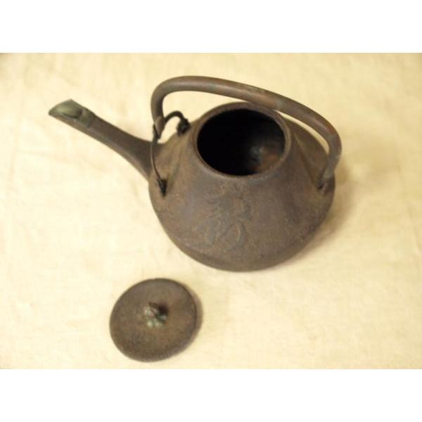 時代 お屠蘇 おとそ 菊花 寿紋鉄製屠蘇器900mL 日本製酒器 銚子 鉄瓶