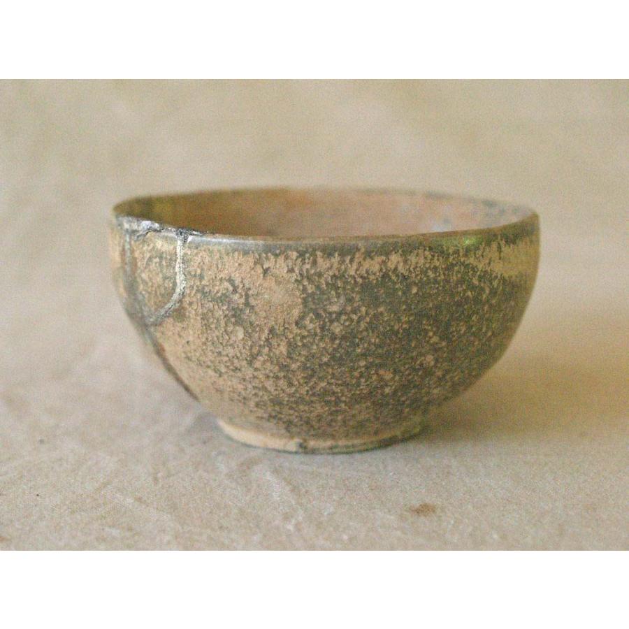 貴重 晋時代 越窯青磁茶碗10ｃｍ やつれ茶碗 カセ 侘 寂 中国古美術   古玩 骨董