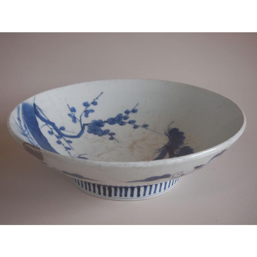 江戸後期　染付松竹梅大皿　後期鍋島　三方兜唐花文　高台櫛目文　桐箱付　34cm 江戸後期 染付松竹梅大皿 後期鍋島 三方兜唐花文 高台櫛目文 桐