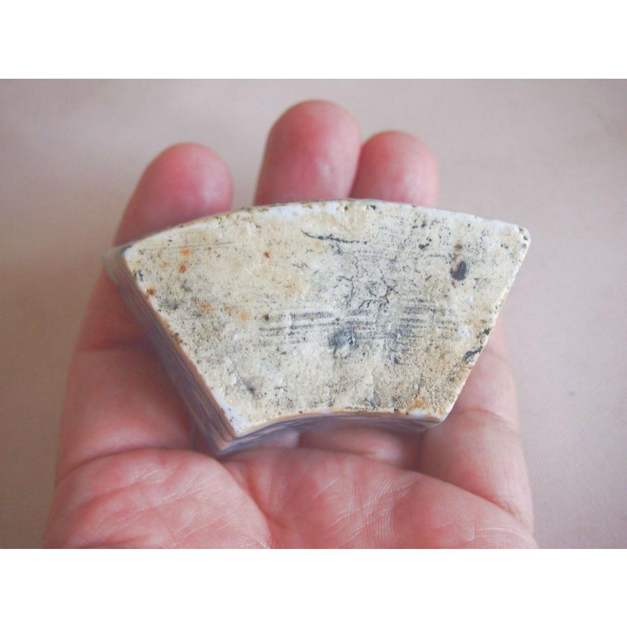 レア珍品 清時代 染付唐草紋扇面3本筆掛兼筆洗8.5ｃｍ 墨壺 文人 文房具 中国古美術 古玩_4
