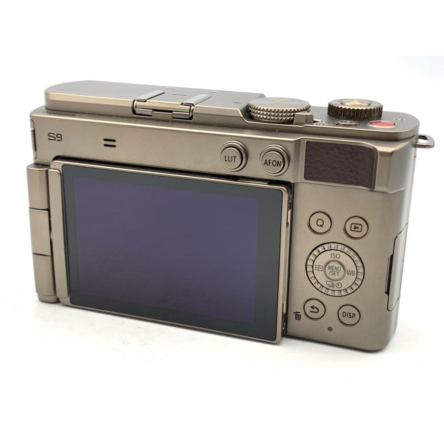 中古】 【美品】 パナソニック LUMIX DC-S9-N ボディ チタンゴールド 