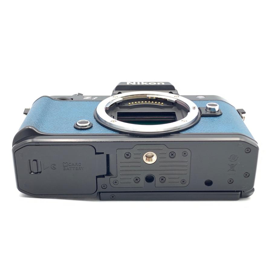 【美品】Nikon Zf ボディ/ ニコン Zf インディゴブルー 張替 箱付き 中古】 【良品】 ニコン Zf ボディ ブラック プレミアムエクステリア張