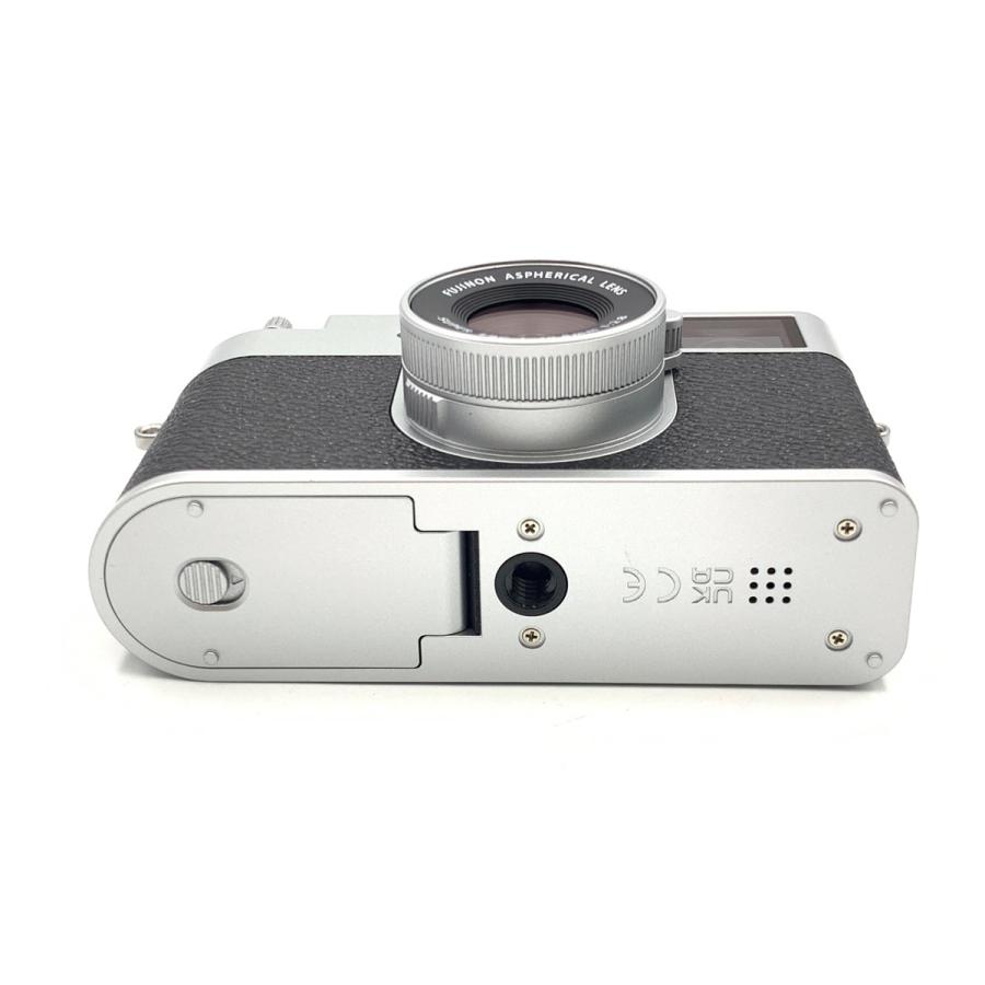 中古】 【良品】 フジフイルム X half シルバー [X-HF1-S JP] : カメラ