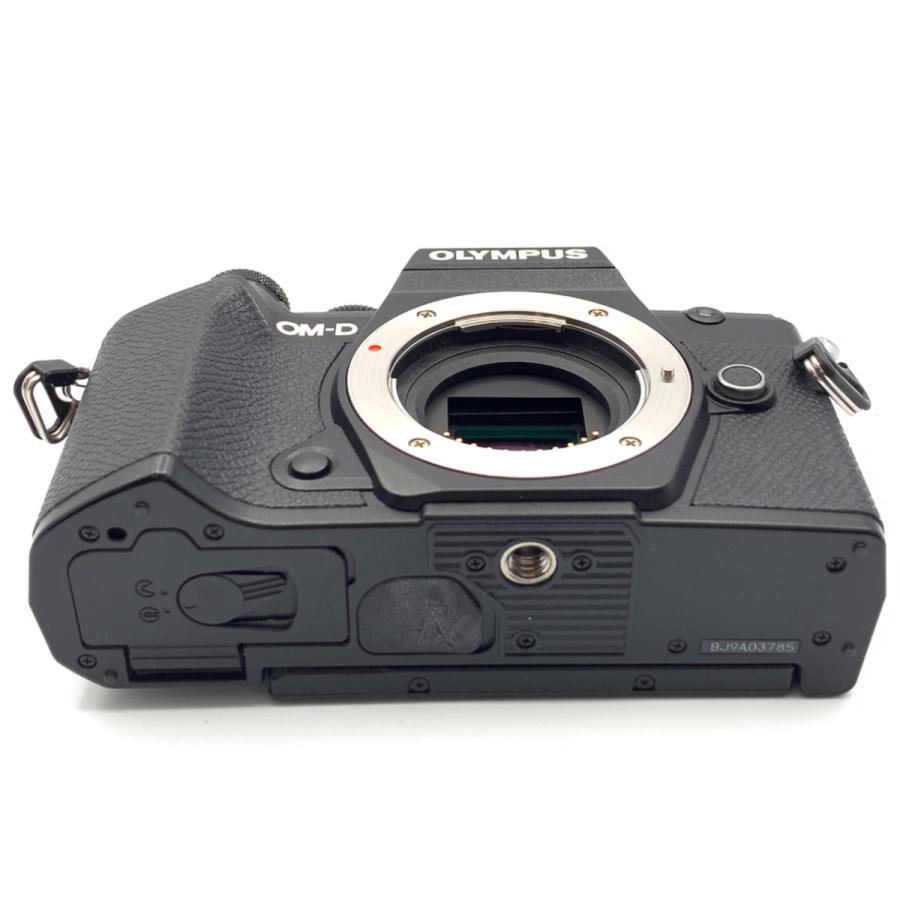 オリンパス（OLYMPUS） 【中古】 【並品】 OM-D E-M5 MarkIII ボディ