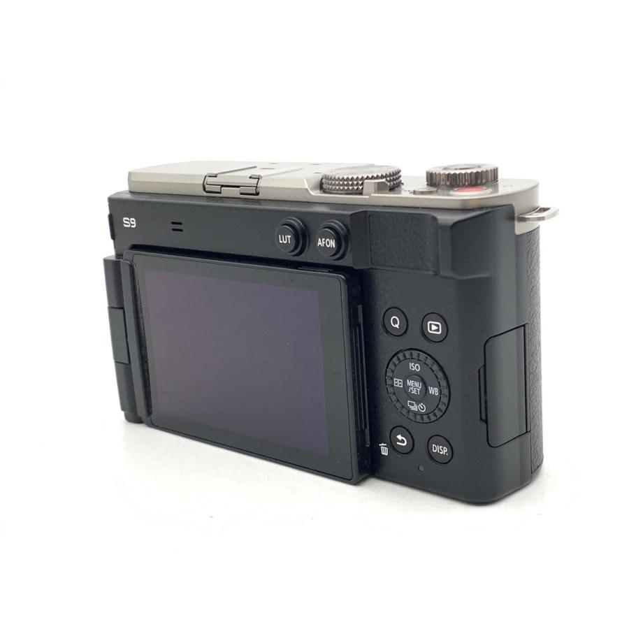 中古】 【美品】 パナソニック LUMIX DC-S9-S ボディ ダークシルバー 