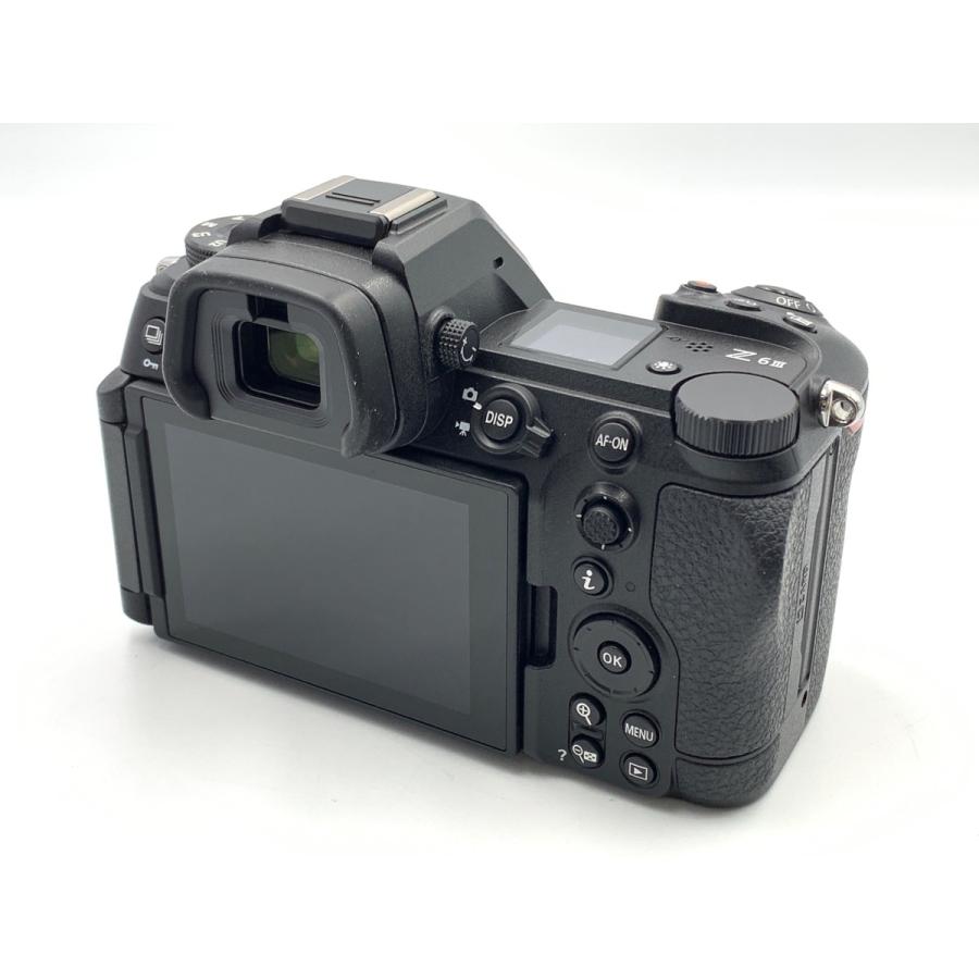 XQDカード付き Nikon Z6 フルサイズミラーレスカメラ 中古 ボディ XQDカード付き Nikon Z6 フルサイズミラーレスカメラ 中古 ボディ Z