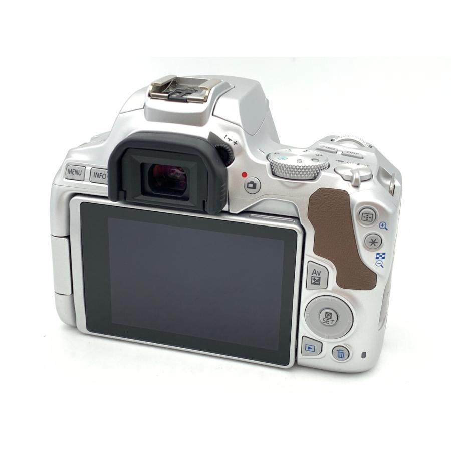 【中古】 【美品】 キヤノン EOS Kiss X10 ボディ シルバー_1