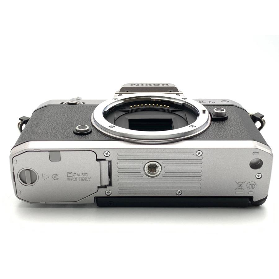 ニコン（Nikon） 【中古】 【美品】 Zfc ボディ シルバー : カメラの