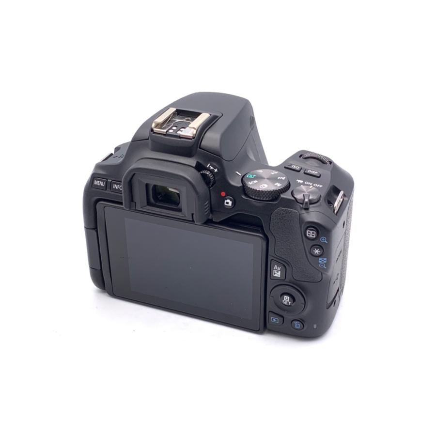 【中古】 【良品】 キヤノン EOS Kiss X10 上半身 黒いこと