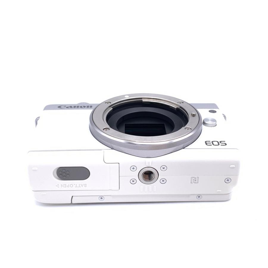 中古】 【美品】 キヤノン EOS M100 ボディ ホワイト 美品