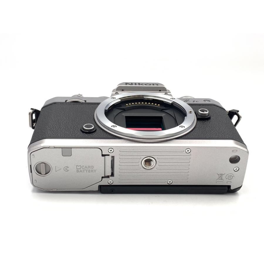 ニコン（Nikon） 【中古】 【美品】 Zfc ボディ シルバー : カメラの