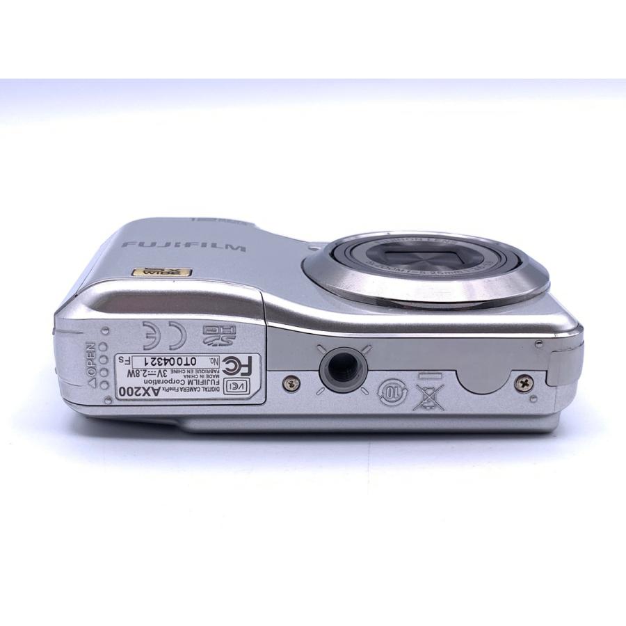 中古】 【良品】 フジフイルム FinePix AX200 シルバー : カメラの