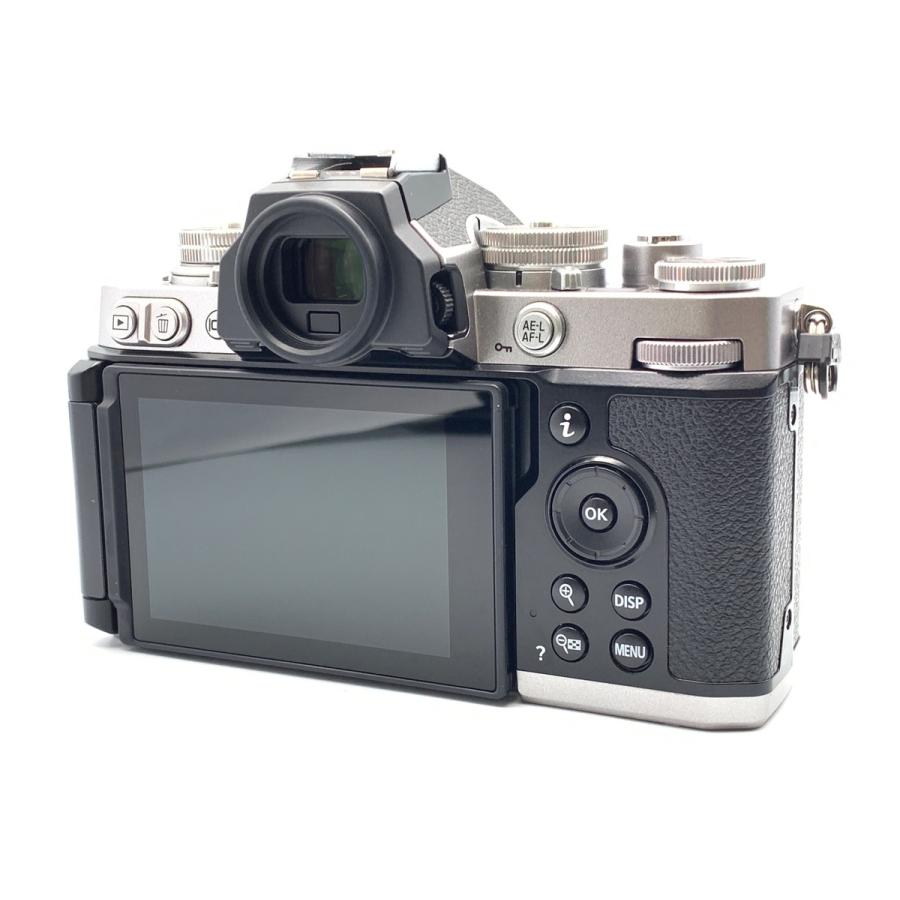 ニコン（Nikon） 【中古】 【美品】 Zfc ボディ シルバー : カメラの