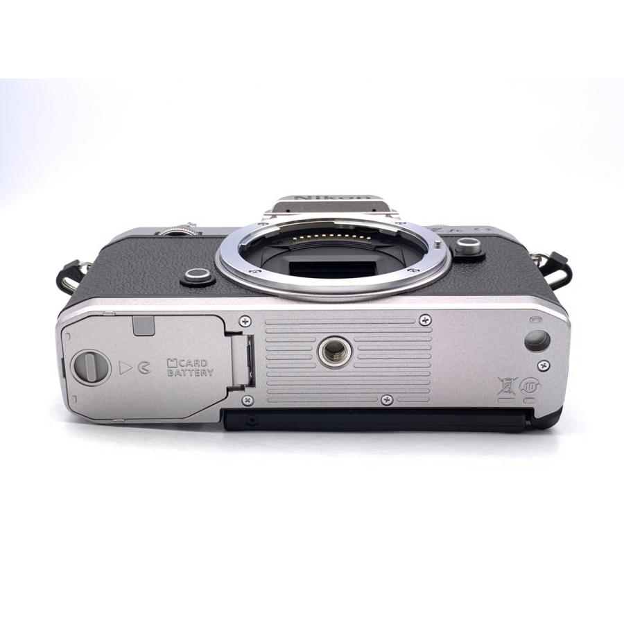 ニコン（Nikon） 【中古】 【美品】 Zfc ボディ シルバー : カメラの