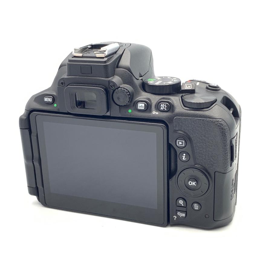 【中古】 【良品】 ニコン D5600 上半身