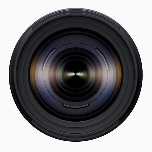【美品】TAMRON18-300mm F3.5-6.3ソニーEマウントレンズ TAMRON（タムロン） 18-300mm F3.5-6.3 Di III-A VC VXD ソニーE