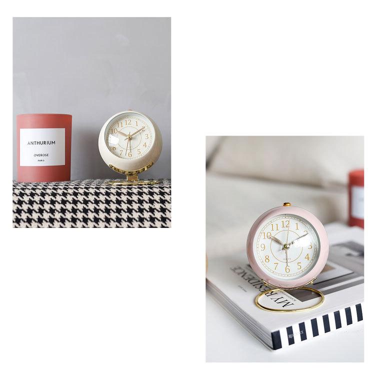 置き時計 目覚まし時計 置時計 オシャレ おしゃれ 北欧 小さい かわいい 女の子 リビング アラームクロック アナログ 時計 バックライト 電池式 光る アラーム R0049roundclock Emi Direct 通販 Yahoo ショッピング