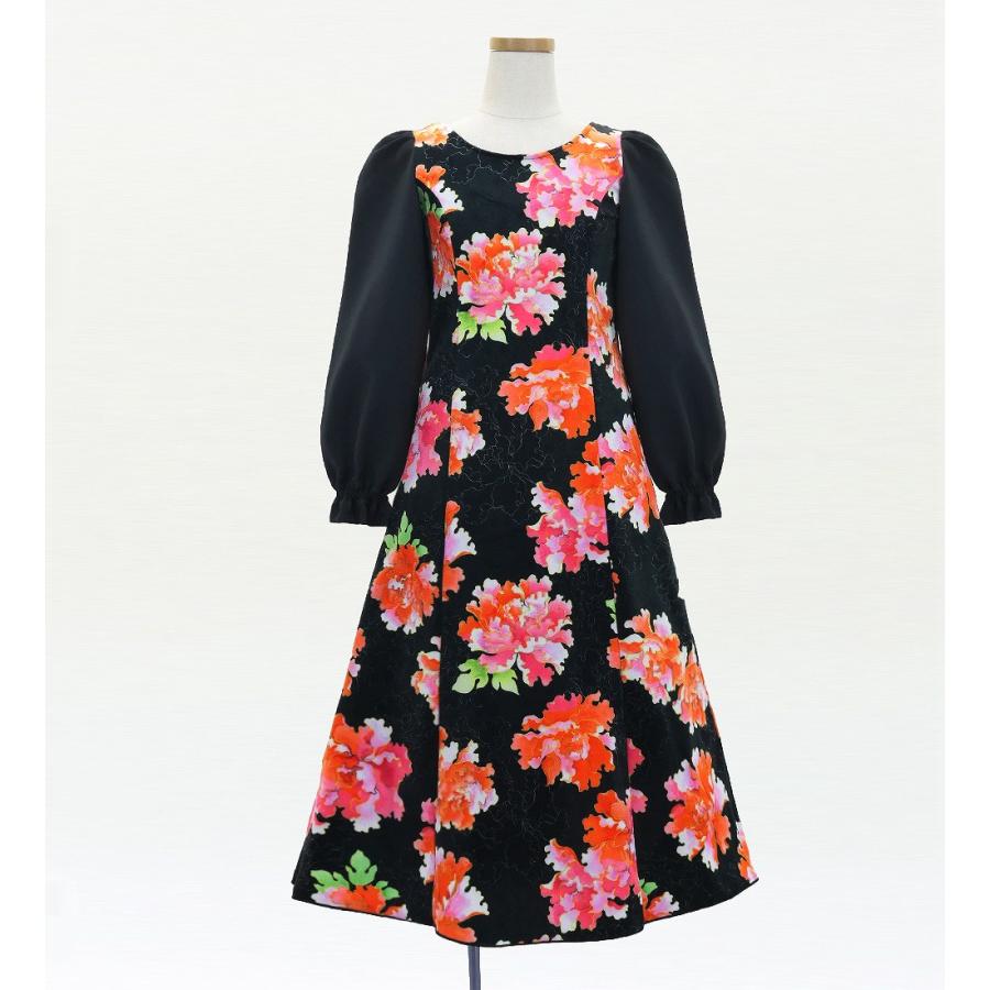 和柄ドレス キッズ ロング丈 ロングスリーブ 牡丹 ブラック（黒） 120・140サイズ JWp007bk |  | 01