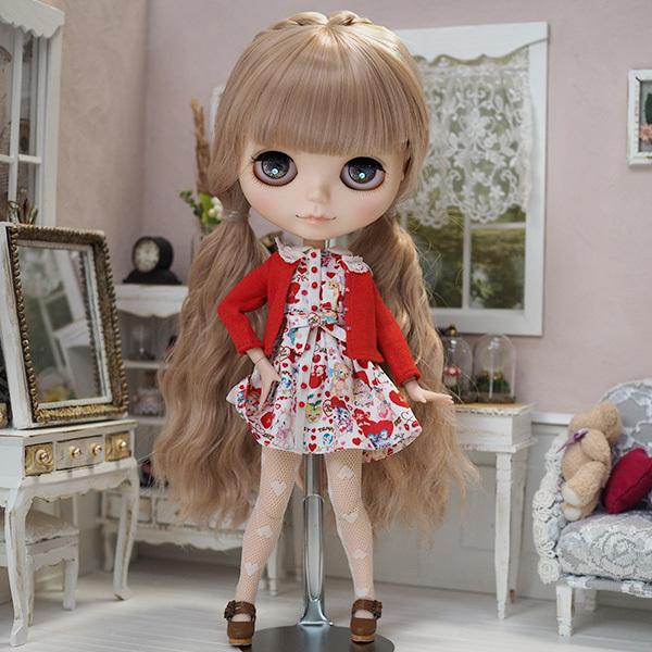 ブライス、正規品　頭皮付きウイッグ、ネジ付き、美品 ブライス、正規品 頭皮付きウイッグ、ネジ付き、美品 3月28日(土)新