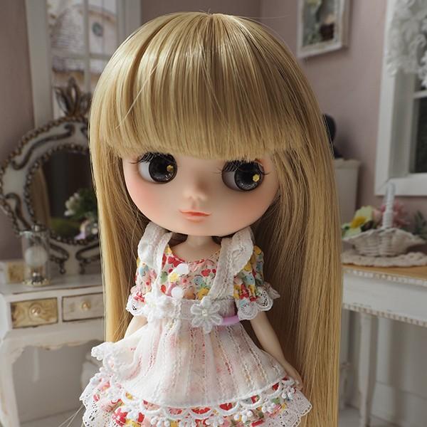 ブライス（Blythe） ミディブライス ウィッグ ぱっつんロング
