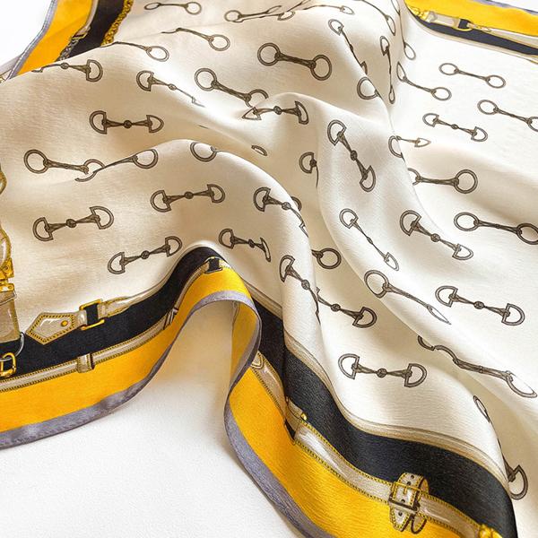 送料無料 エレガントなプリント柄入り100％シルクプチスカーフ　04440 |  | 03