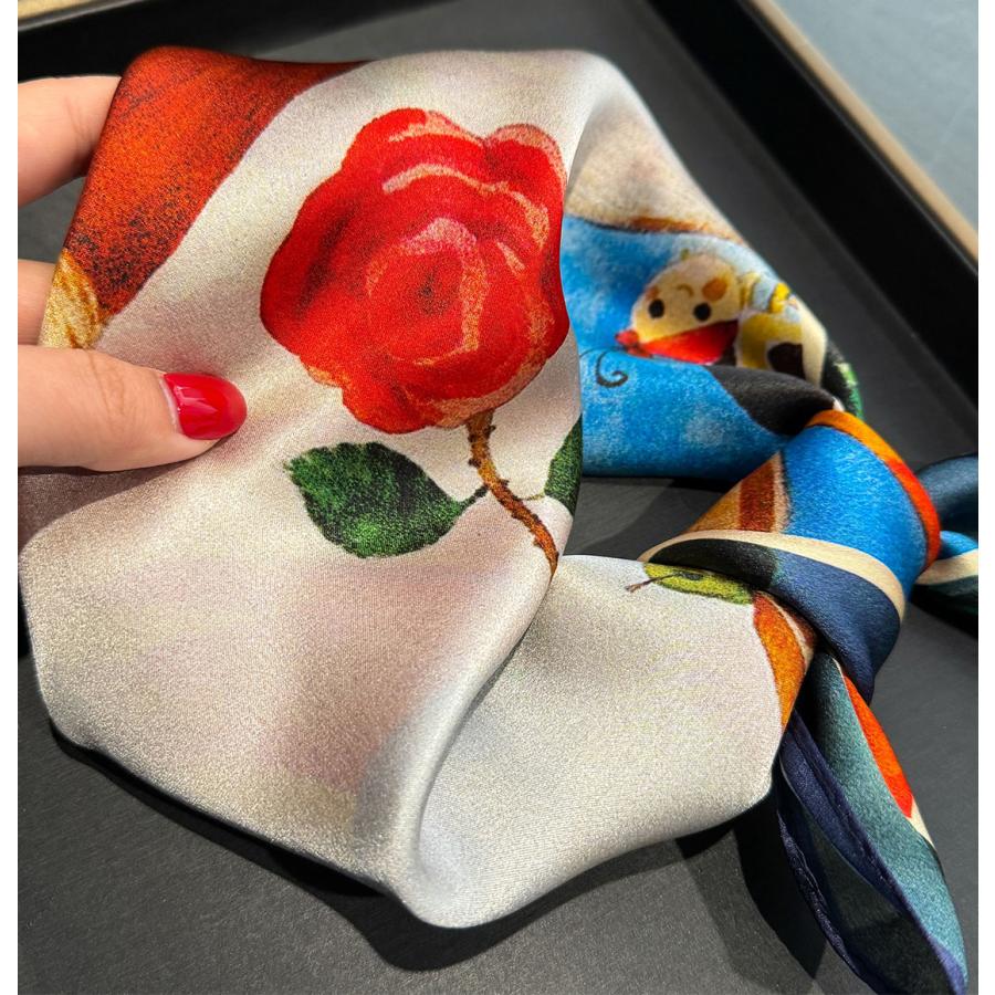 送料無料 エレガントなプリント柄入り100％シルクプチスカーフ　　04486 |  | 05