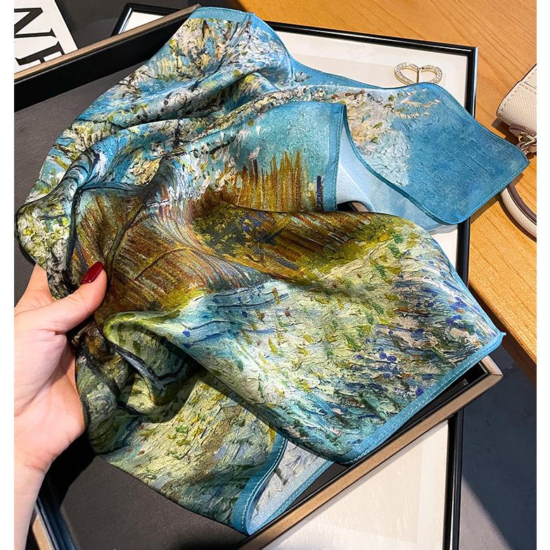 送料無料 エレガントなプリント柄入り100％シルクプチスカーフ　　04506 |  | 03