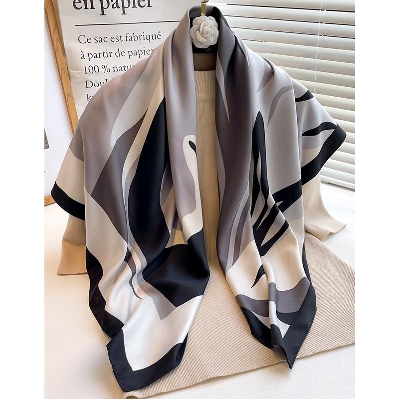 送料無料 男女兼用 大判正方形 シルクタッチ プリント柄 スカーフ 　05541b |  | 01