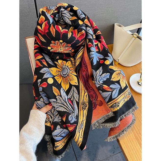 送料無料【セール】 やや厚手 リバーシブル大判 フラワー柄入りストール マフラー 　 2101 |  | 02