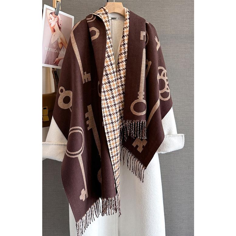 送料無料 やや厚手 リバーシブル大判 チェック幾何学柄入りストール マフラー 　21101 | 