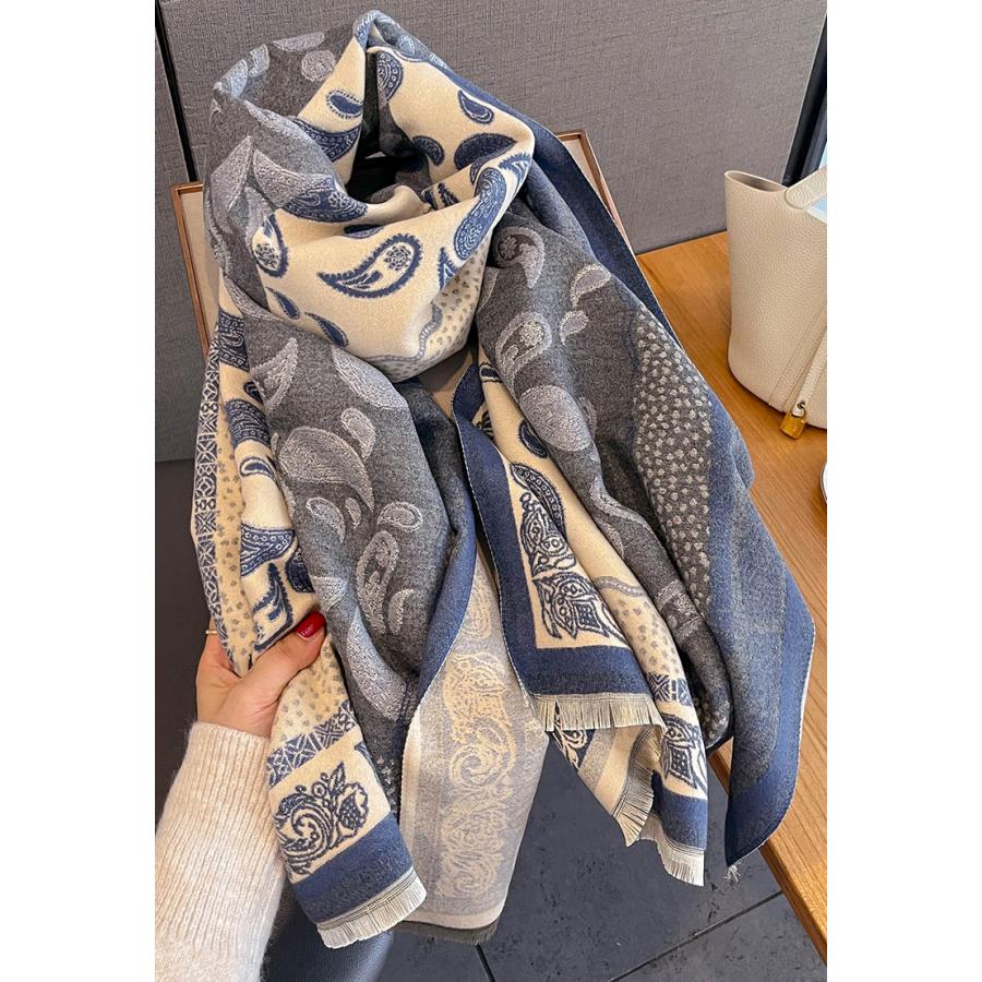 送料無料【セール】 やや厚手 リバーシブル大判 ペーズリーフラワー柄入りストール マフラー　　2121b |  | 01