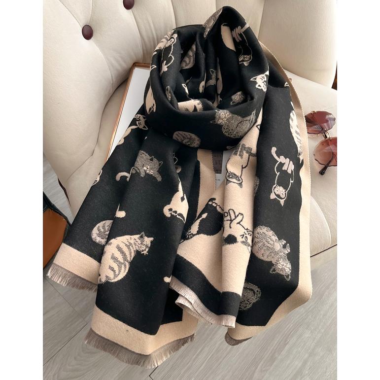 送料無料 【セール】やや厚手 リバーシブル大判 幾何学と猫柄入りストール マフラー 　2187a |  | 01