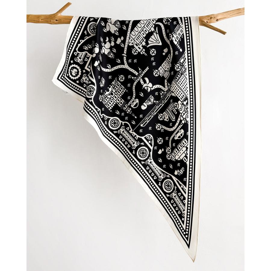 送料無料 男女兼用 三角形 シルクタッチ クラシック・バンダナ柄 スカーフ/ヘアリボン　8104 |  | 01