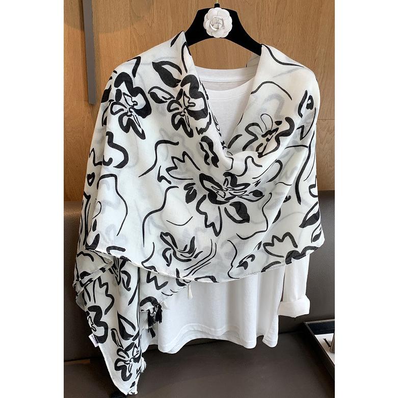 送料無料 男女兼用 薄型 大判 タッセル付き 手書き風大花柄 ストール/スカーフ 　91140 |  | 03