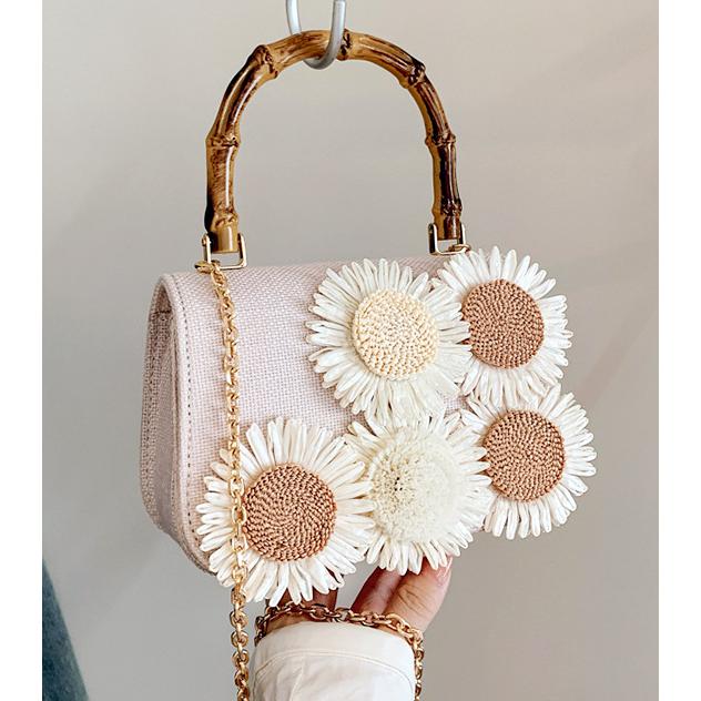 送料無料 レーディス 立体的な刺繍を施した花柄のバンブーハンドル 肩掛け ミニバッグ 　ba0613 |  | 12