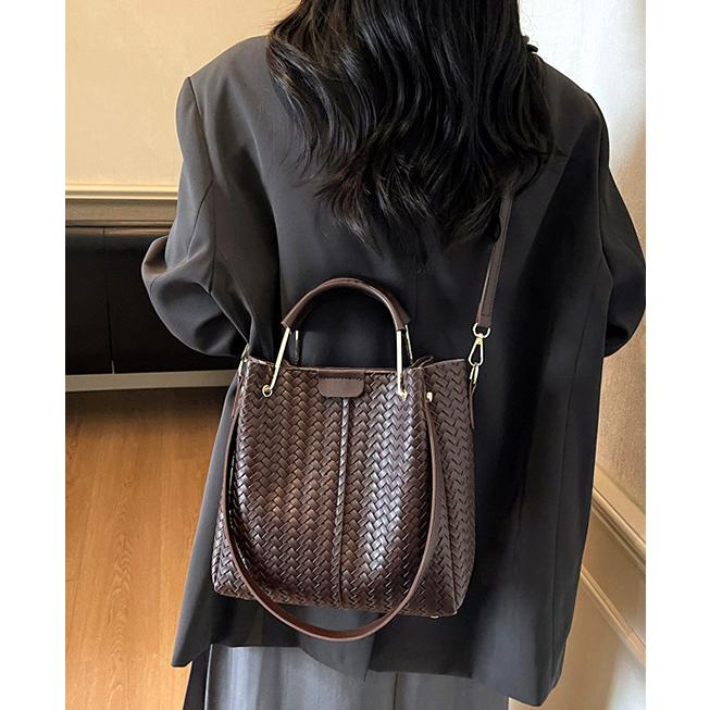 送料無料 レーディス レザー編み込みバケットバッグ 肩掛け トートバッグ 　ba0627 |  | 09