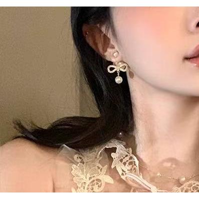 送料無料 レーディス エレガント キラキラ 2wayタイプ リボンとパール デザイン ピアス　　e0176 |  | 02