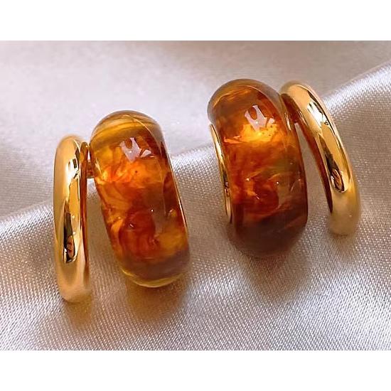 送料無料 レーディス エレガント 琥珀風 湾曲 デザイン ピアス 　e0203 |  | 01