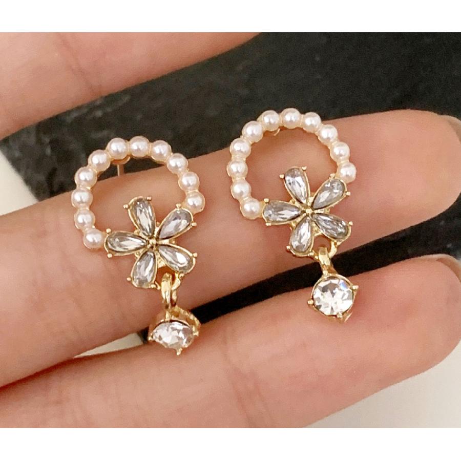 送料無料 レーディス ゆらゆら 円形 フラワー デザインイヤリング  　e023b |  | 01