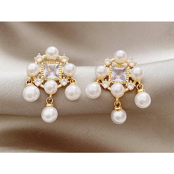 送料無料 レーディス ゆらゆら ゴージャス パール フラワー デザインイヤリング　e024b |  | 03