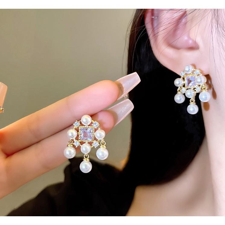 送料無料 レーディス ゆらゆら ゴージャス パール フラワー デザインイヤリング　e024b |  | 05