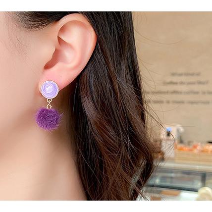 送料無料 レーディス ゆらゆら パープルもこもこボール デザイン ピアス　e0888a |  | 03