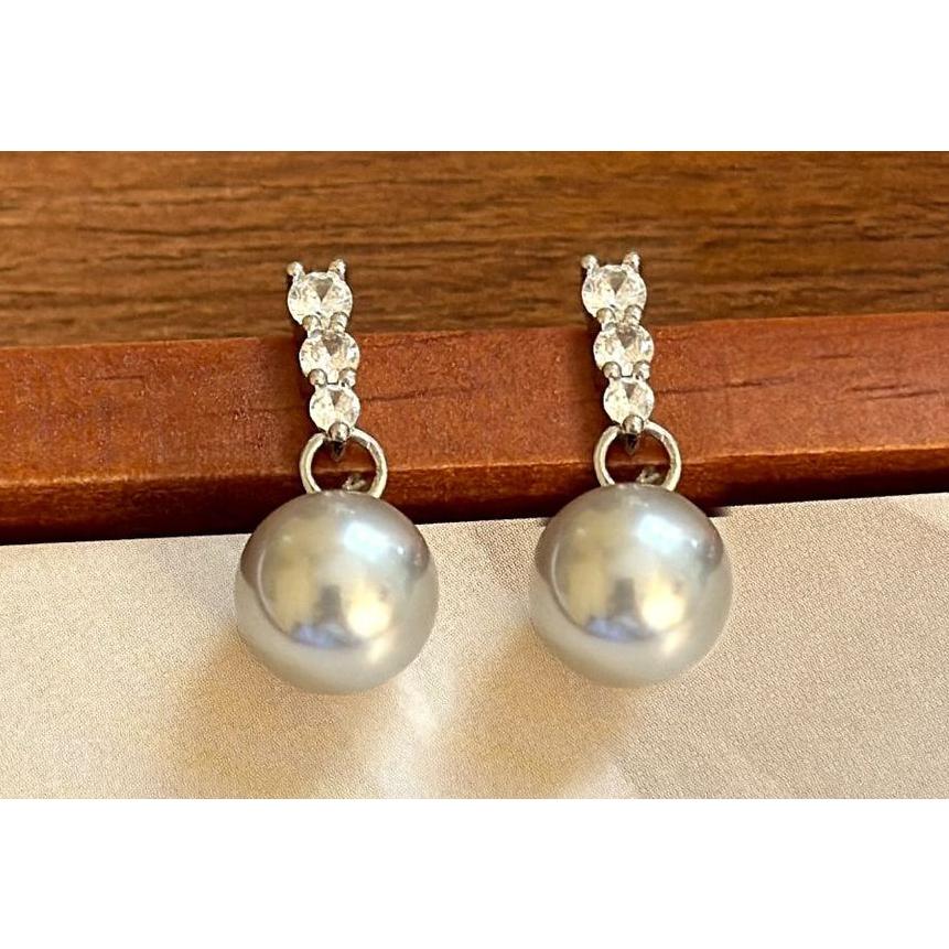 送料無料 レーディス ゆらゆら エレガント シルバーパール イヤリング　e0910b |  | 02